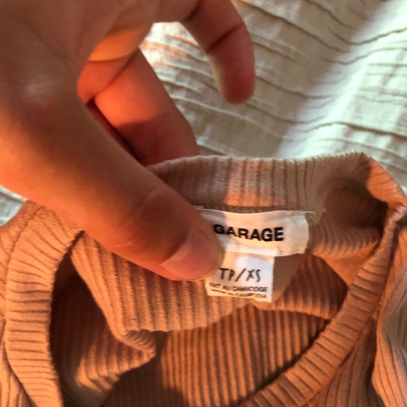 Crop long sleeve from GARAGE - Picture 3 of 4